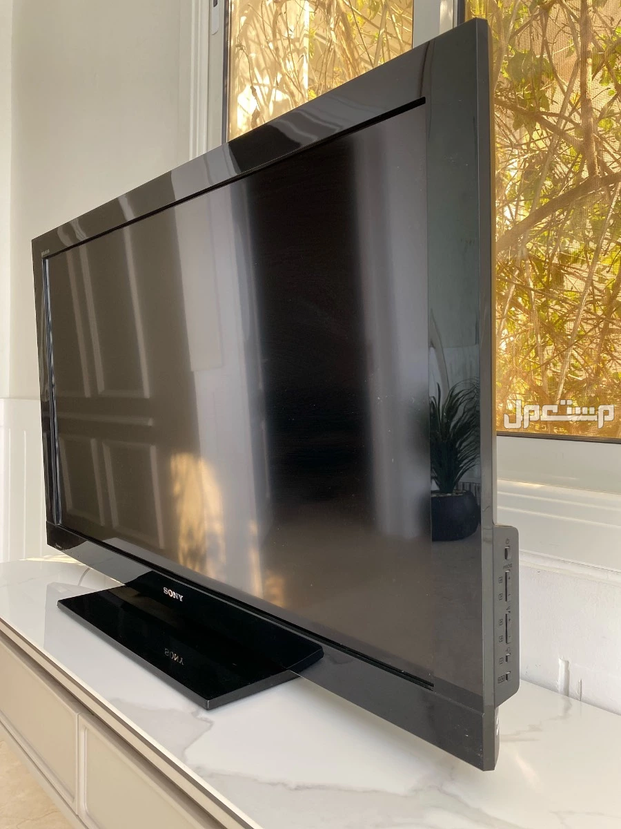 شاشة سوني  في بريدة بسعر 400 ريال سعودي