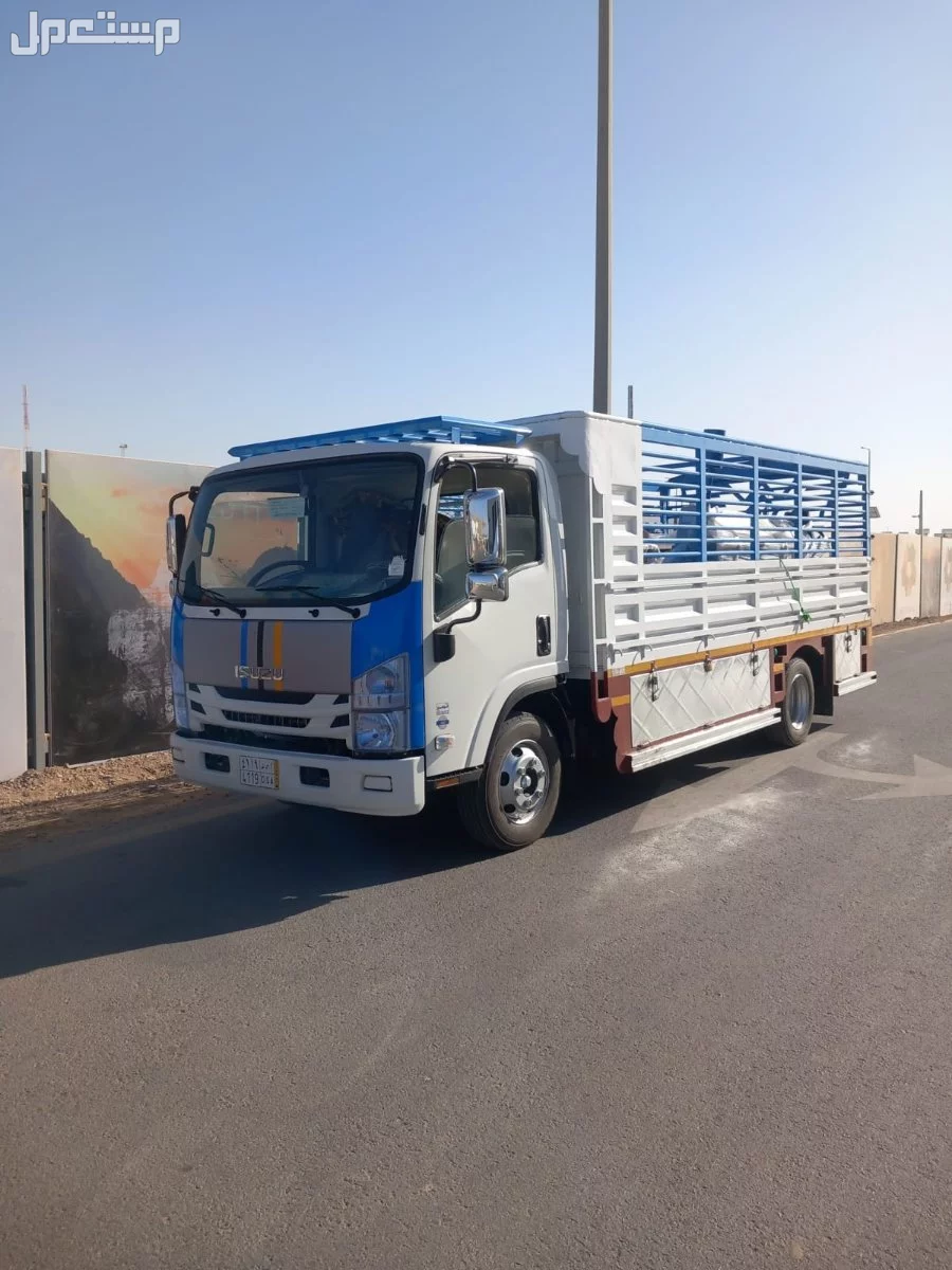 دينا توصيل اثاث جمعيه خيريه في الرياض بسعر 450 ريال سعودي