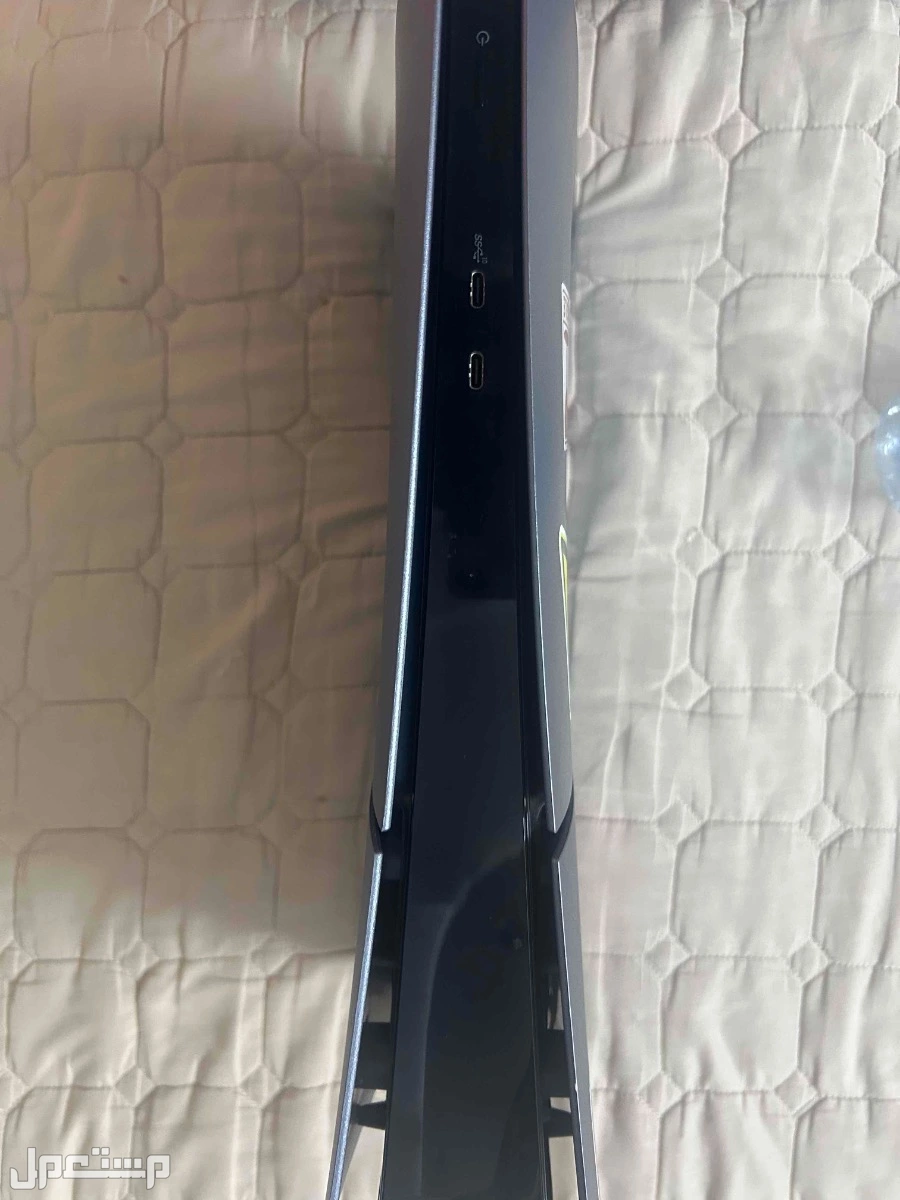 للبيع بلايستيشن فايف سليم بسعر1700