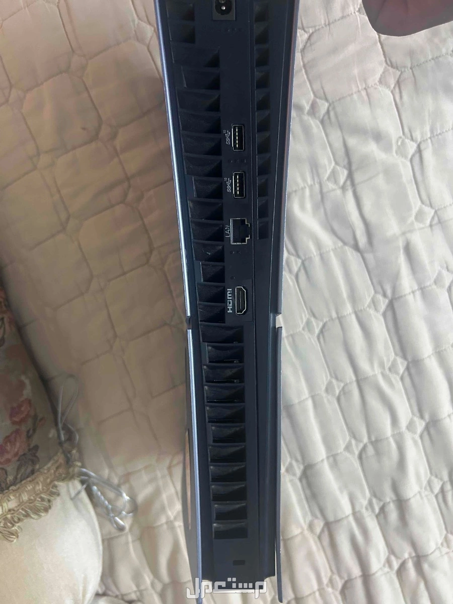 للبيع بلايستيشن فايف سليم بسعر1700