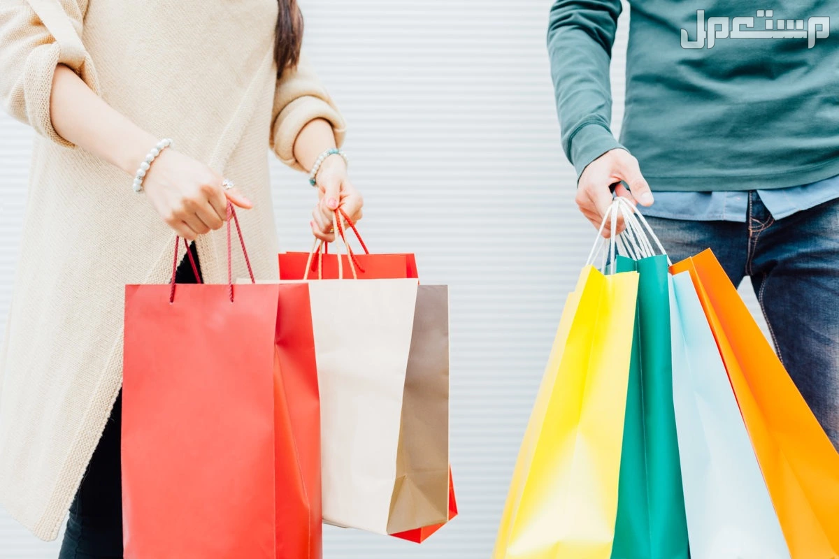 تفسير حلم التسوق مع شخص أعرفه في المنام للرجل والمرأة تفسير حلم التسوق مع شخص أعرفه