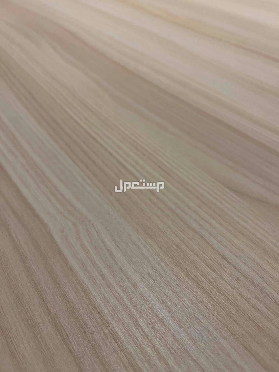 طاولة طعام مع 6 كراسي2500 ريال