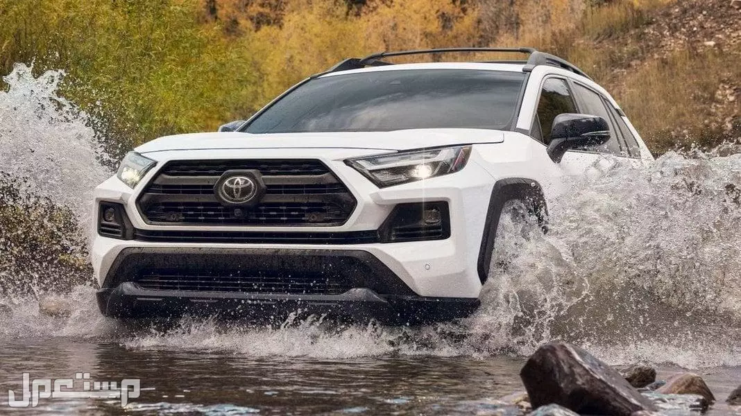 أنواع سيارات تويوتا راف 4 الأكثر مبيعًا: ومقارنة بين RAV4 2026 و 2025 مقارنة بين تويوتا راف 4 2026 و2025