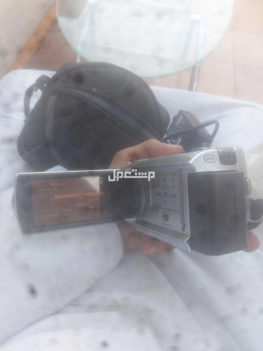 sony SR68 Handycam كاميرا في الخبر بسعر 500 ريال سعودي