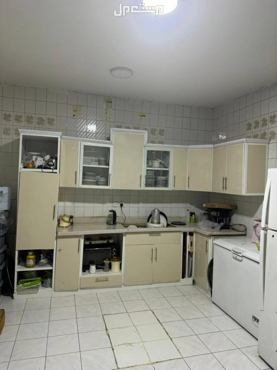 شراء اثاث مستعمل بالرياض حي السويدي