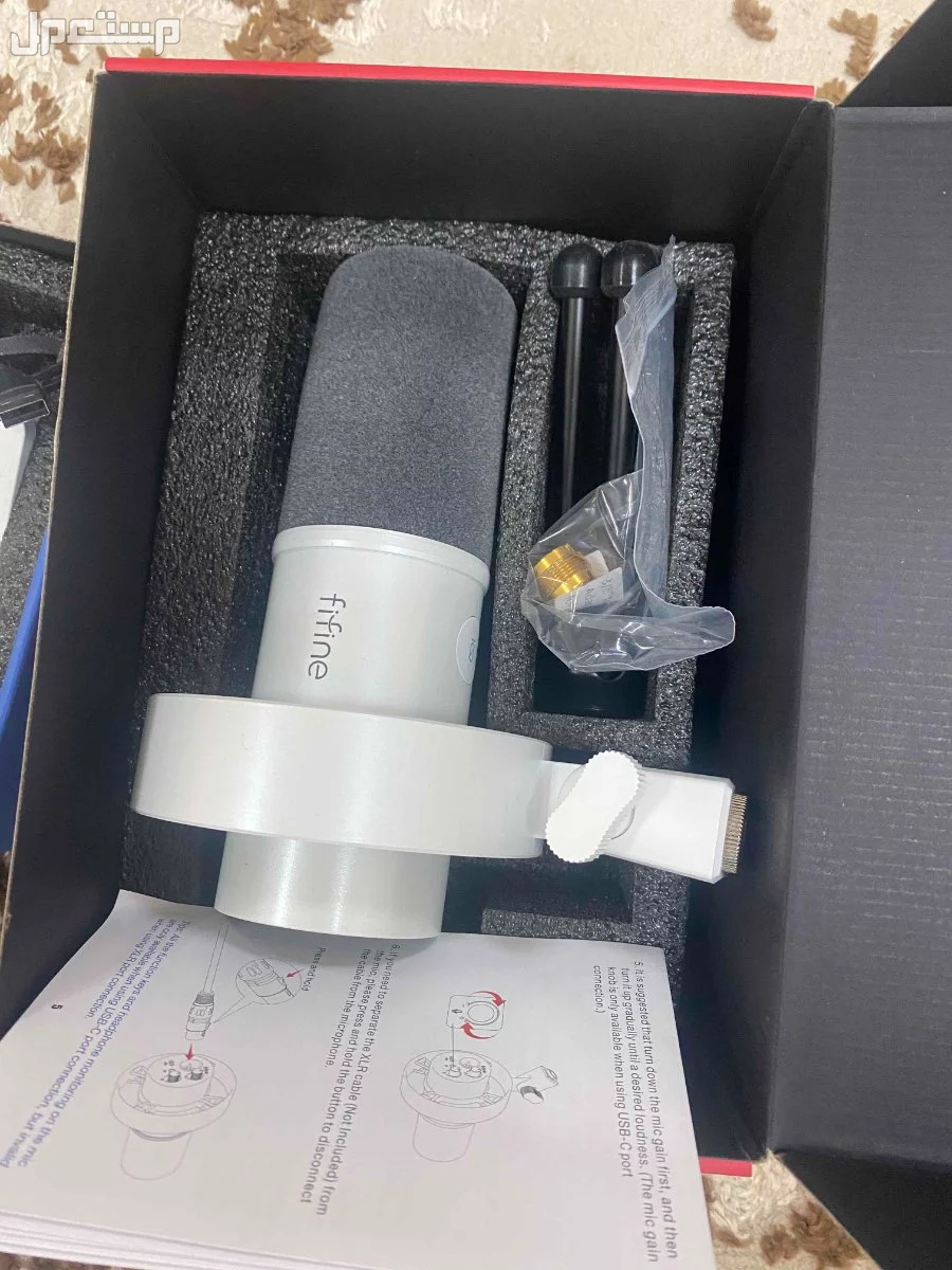 بكج مايك كامل fifine بحالة ممتازة وقليل الاستخدام نظيف