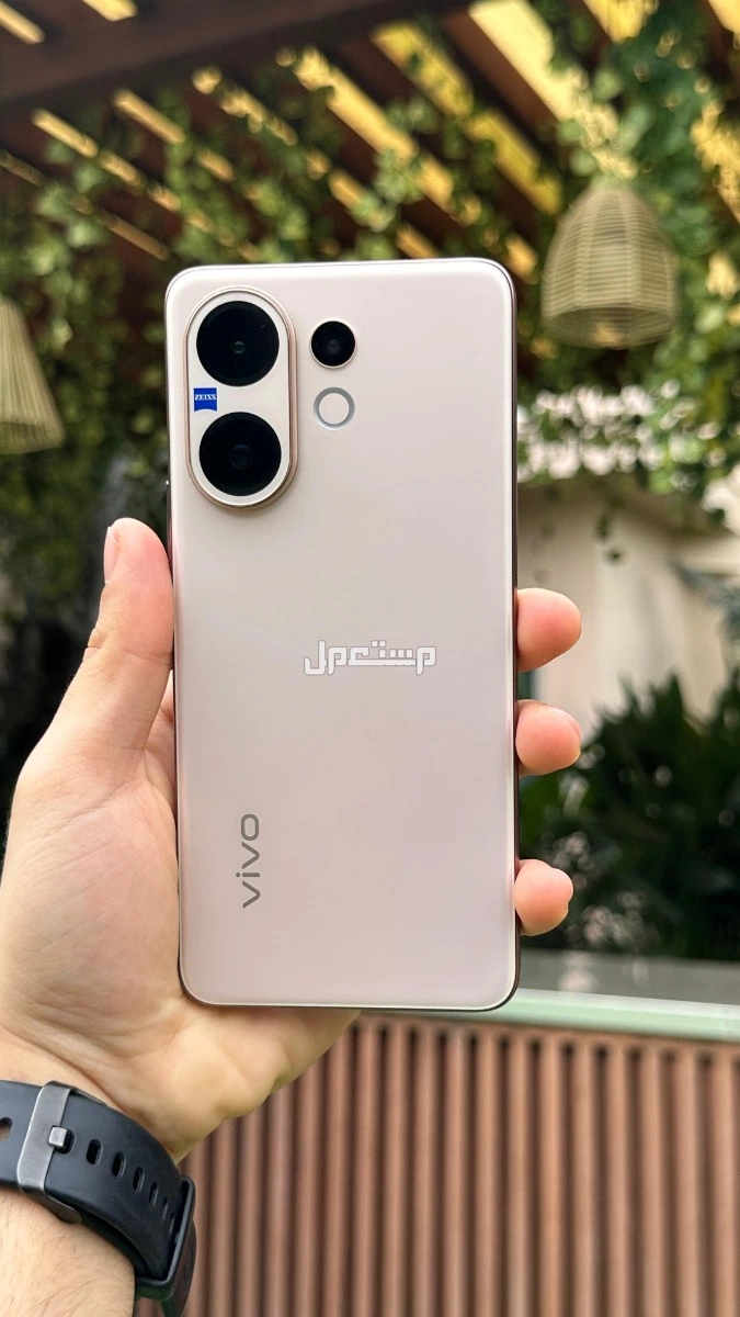 سعر ومواصفات فيفو V60 أحدث هواتف الفئة المتوسطة