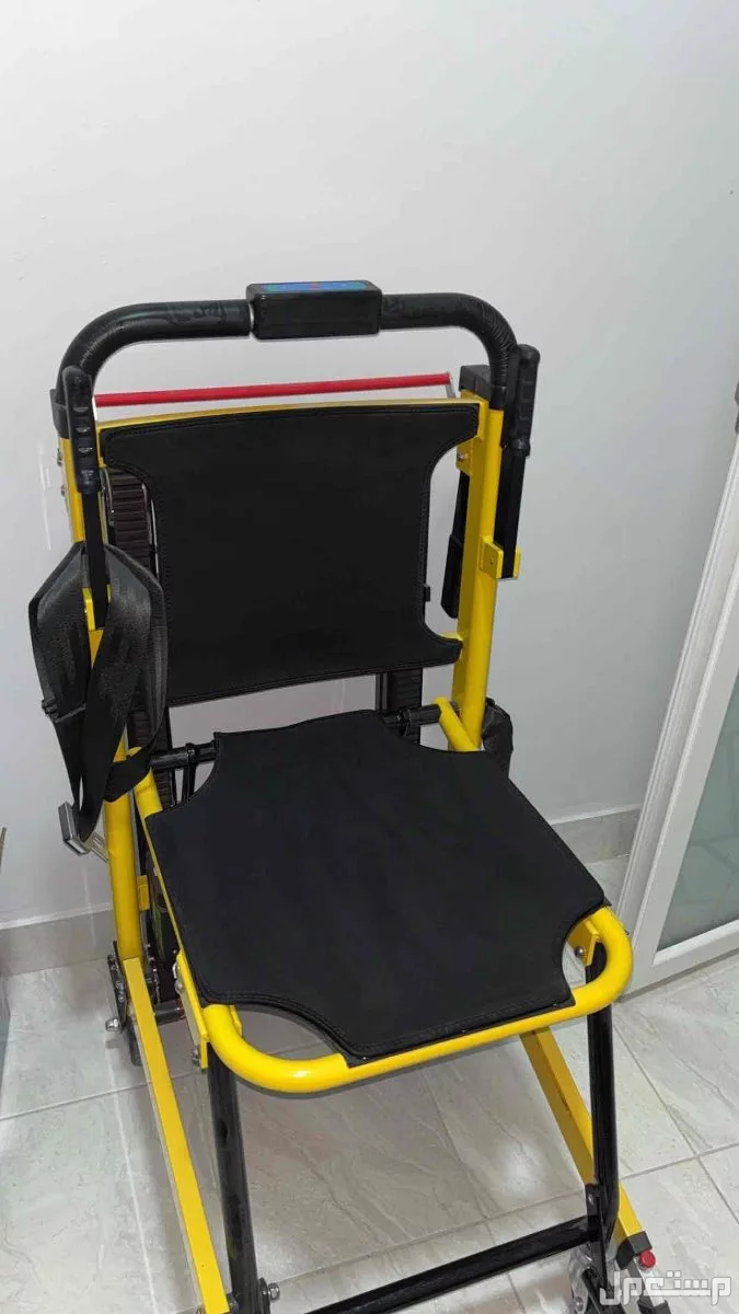 كرسي كهربائي لصعود الدرج في الدمام بسعر 3050