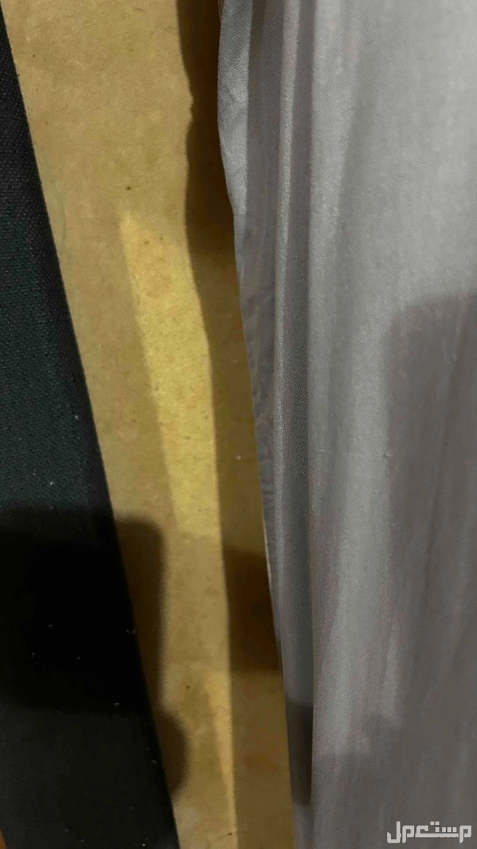 للبيع سرير  قماش كبير مع مرتبة ولباد  في الرياض بسعر 700 ريال سعودي