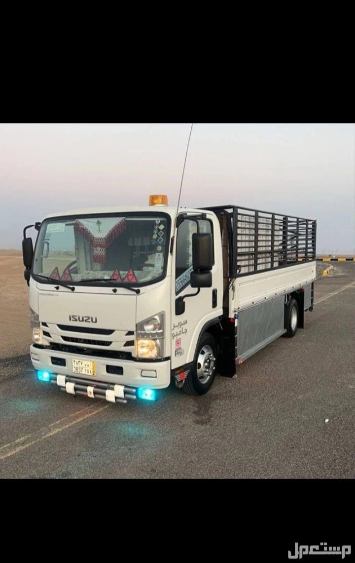 التخلص من الاثاث القديم بالرياض طش رمي عفش خربان تالف 0542284584