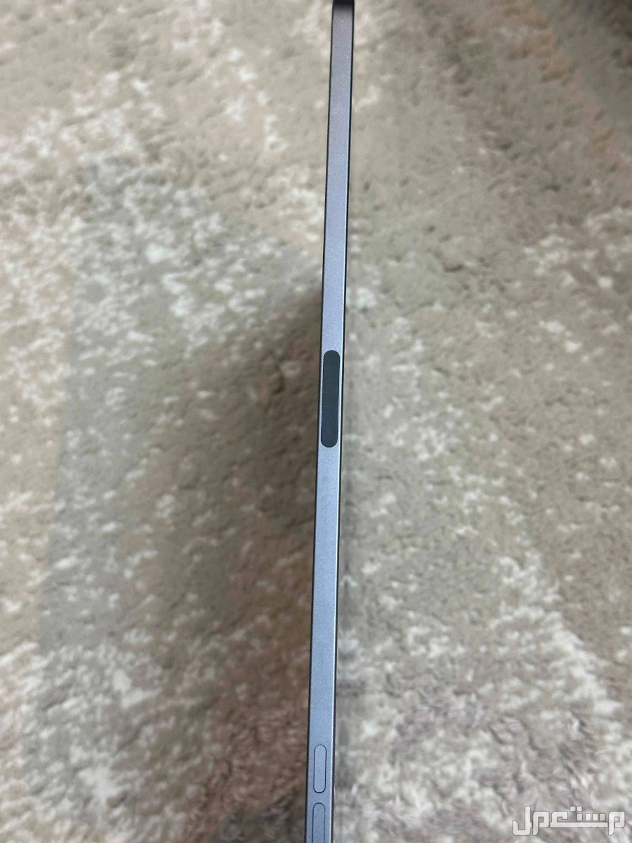 ايباد اير 5 ماركة أبل في مكة المكرمة بسعر ألفين ريال سعودي