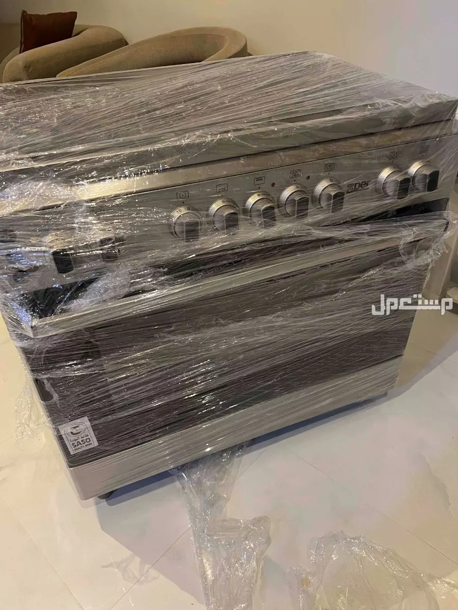 للبيع فرن من شركة Xper عيون ( 2 كهرباء+ 4 غاز)