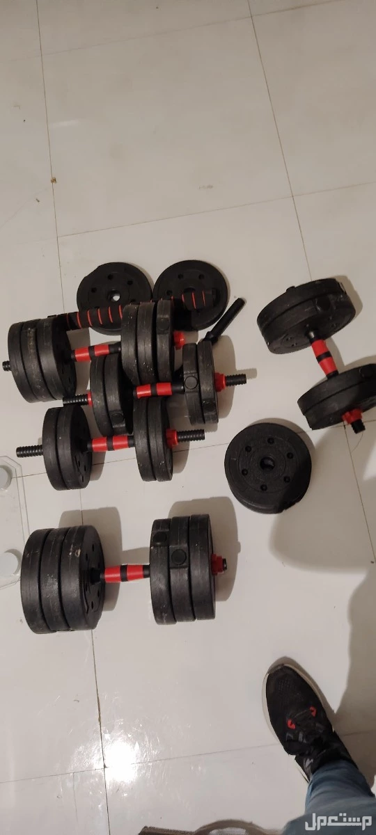 لدي اثقال وزنها 50 كيلو جديد حساب البيع لما عاد يحتاج اليها بدون شنطه في الرياض بسعر 300 ريال سعودي