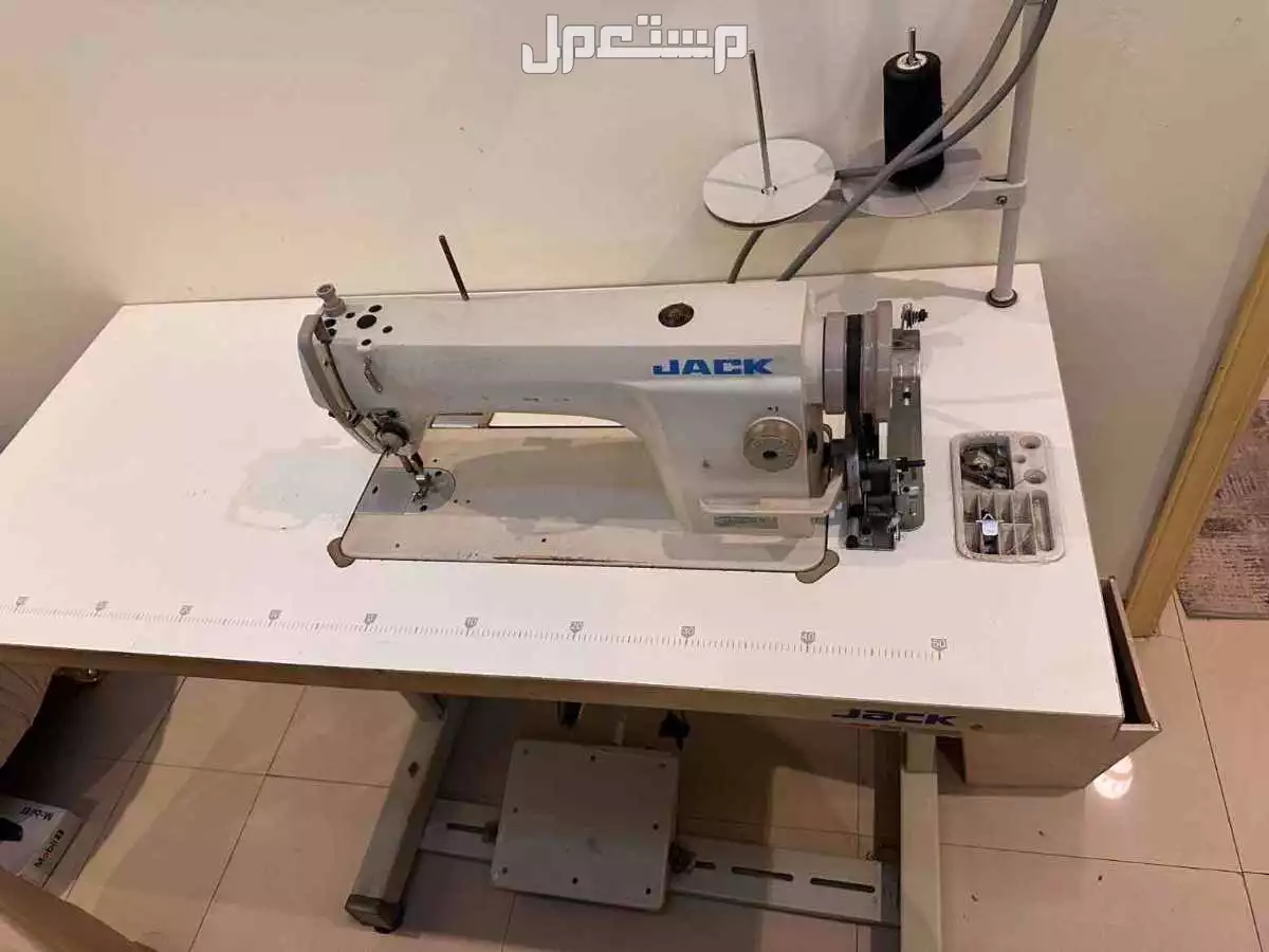 آلة خياطة JACK ممتازة في جدة بسعر 950 ريال سعودي