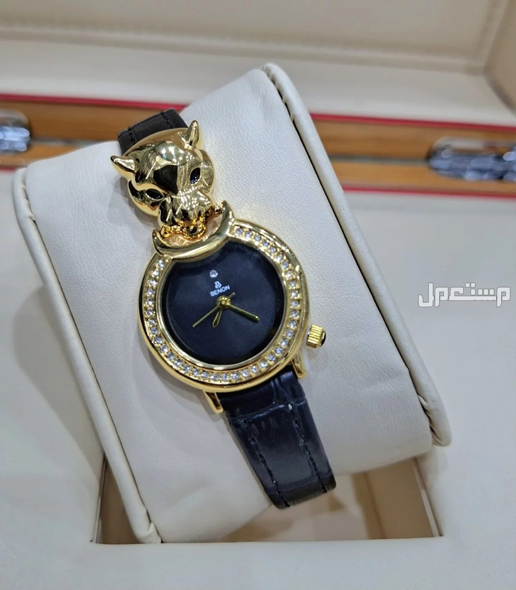 عرض خاص ساعات نسائيه جلد في الرياض بسعر 200 ريال سعودي