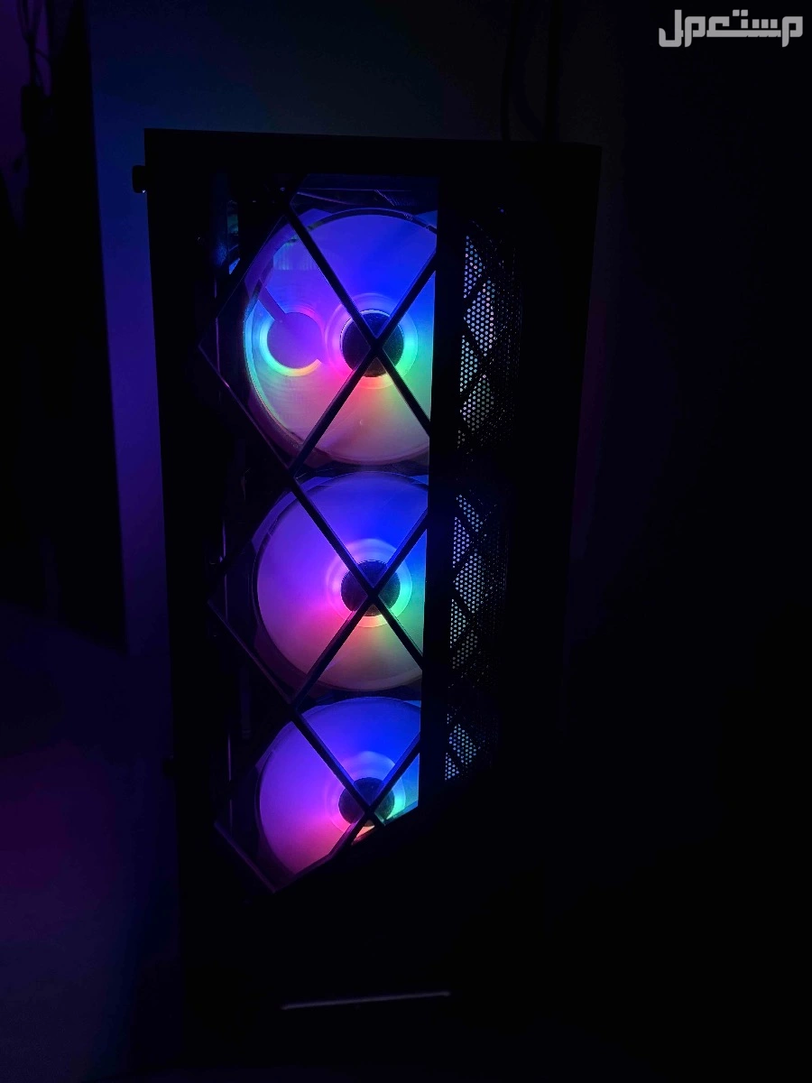 بي سي قيمنق كرت الشاشه rtx1650 بحاله ممتازه