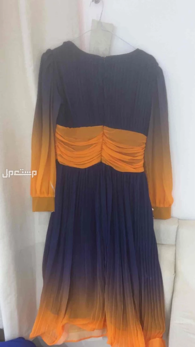 فستان كحلي برتقالي شبابي – مقاس S في الرياض بسعر 195 ريال سعودي