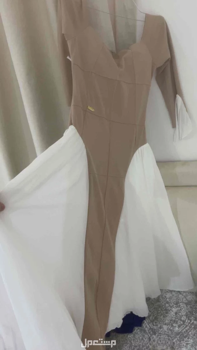 🤍✨ فستان بيج × أبيض أنيق ✨� في الرياض بسعر 195 ريال سعودي