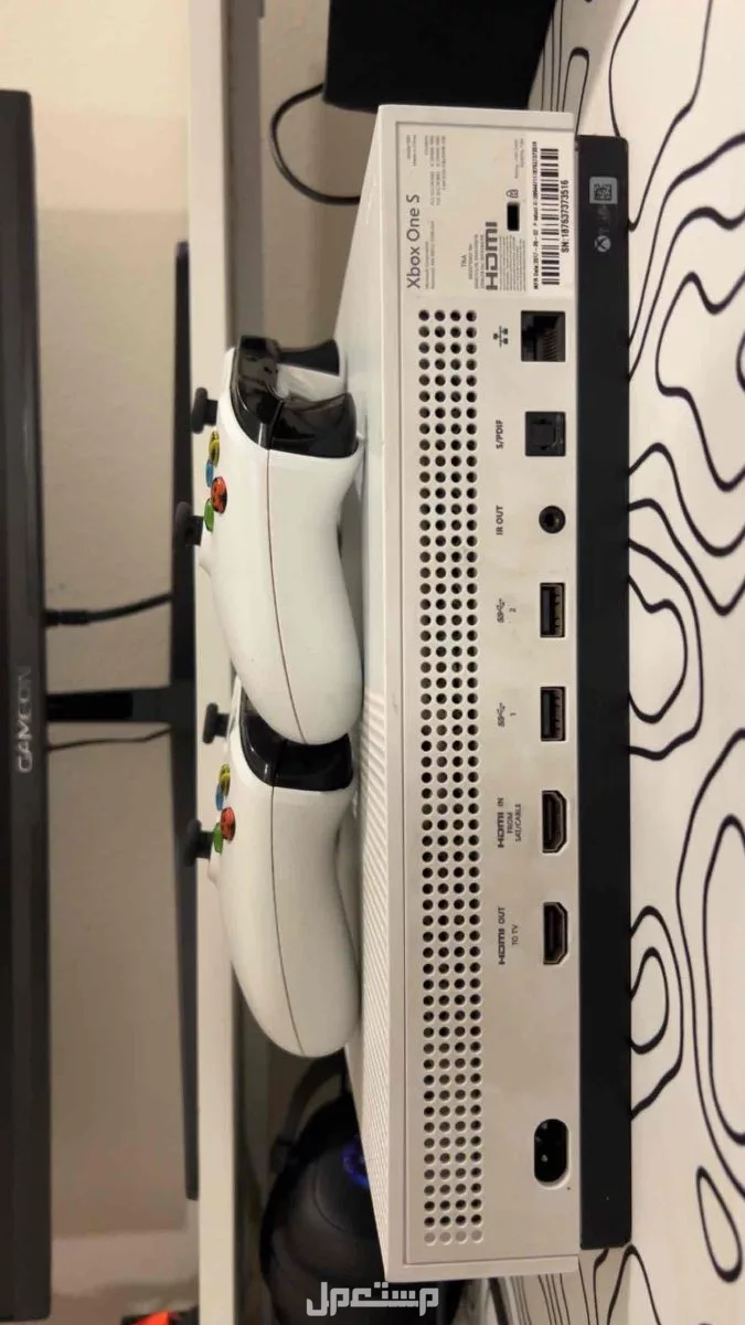 للبيع جهاز اكس بوكس مستعمل نظيييف جددا من شريته ما استعملته الا شهرين فقط