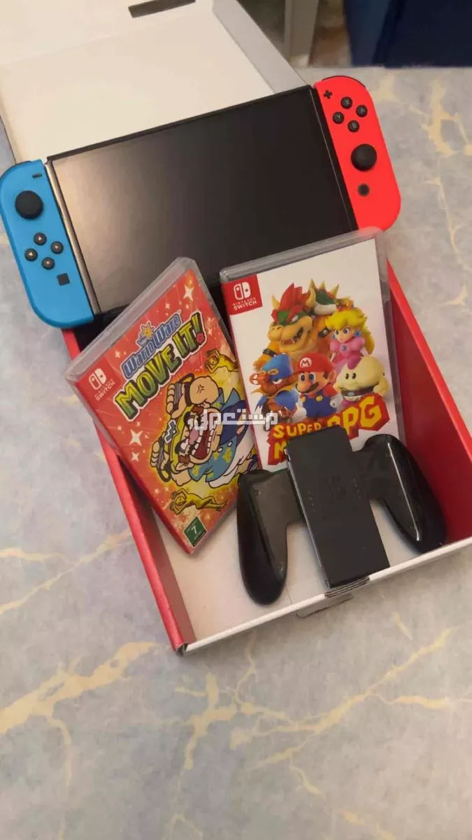 نينتندو سويتش نظيف للبيع مع أغراضه كامل