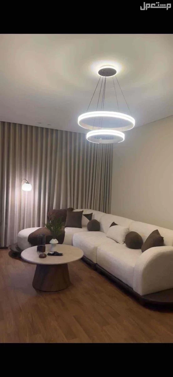 كنب للبيع حرف L في حي طيبة بسعر 1200