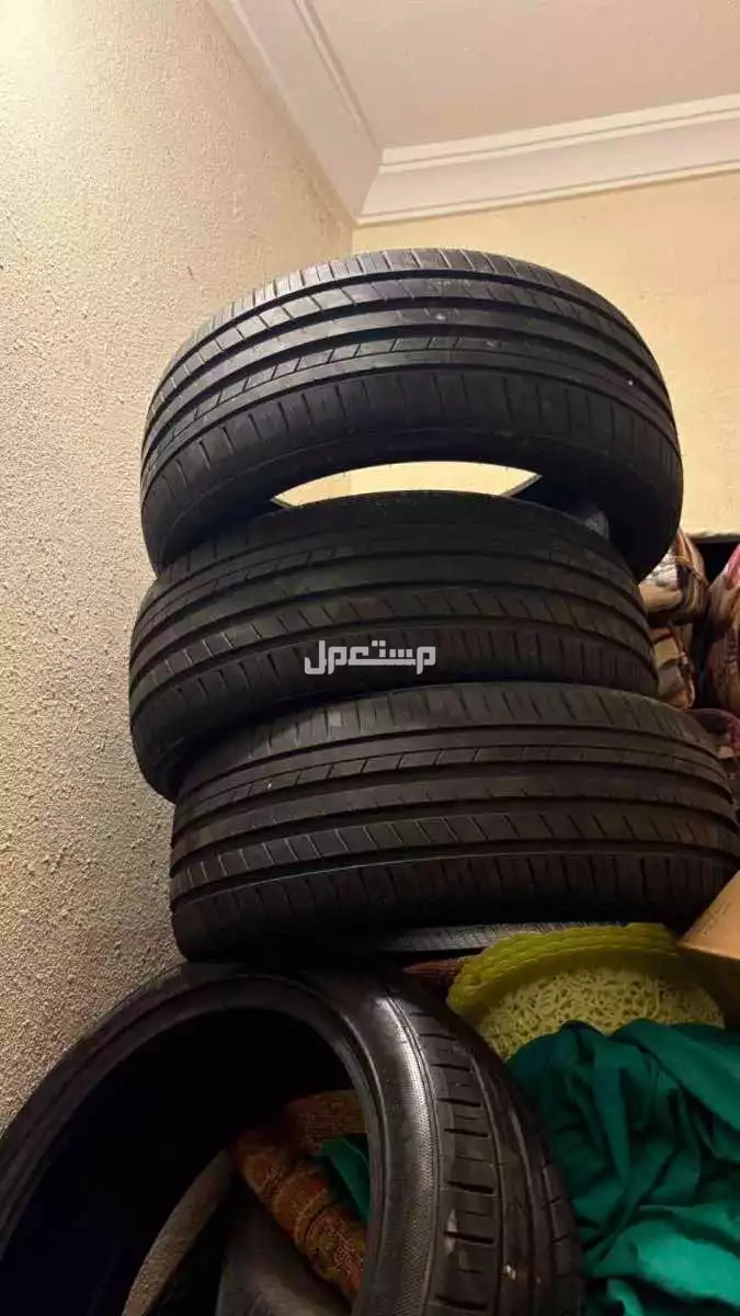 كفرات سيارة استخدام يوم واحد للبيع