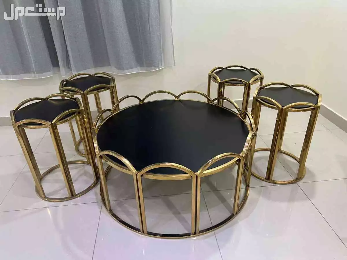 طاولة رئيسيه مع الخدمه للبيع 5