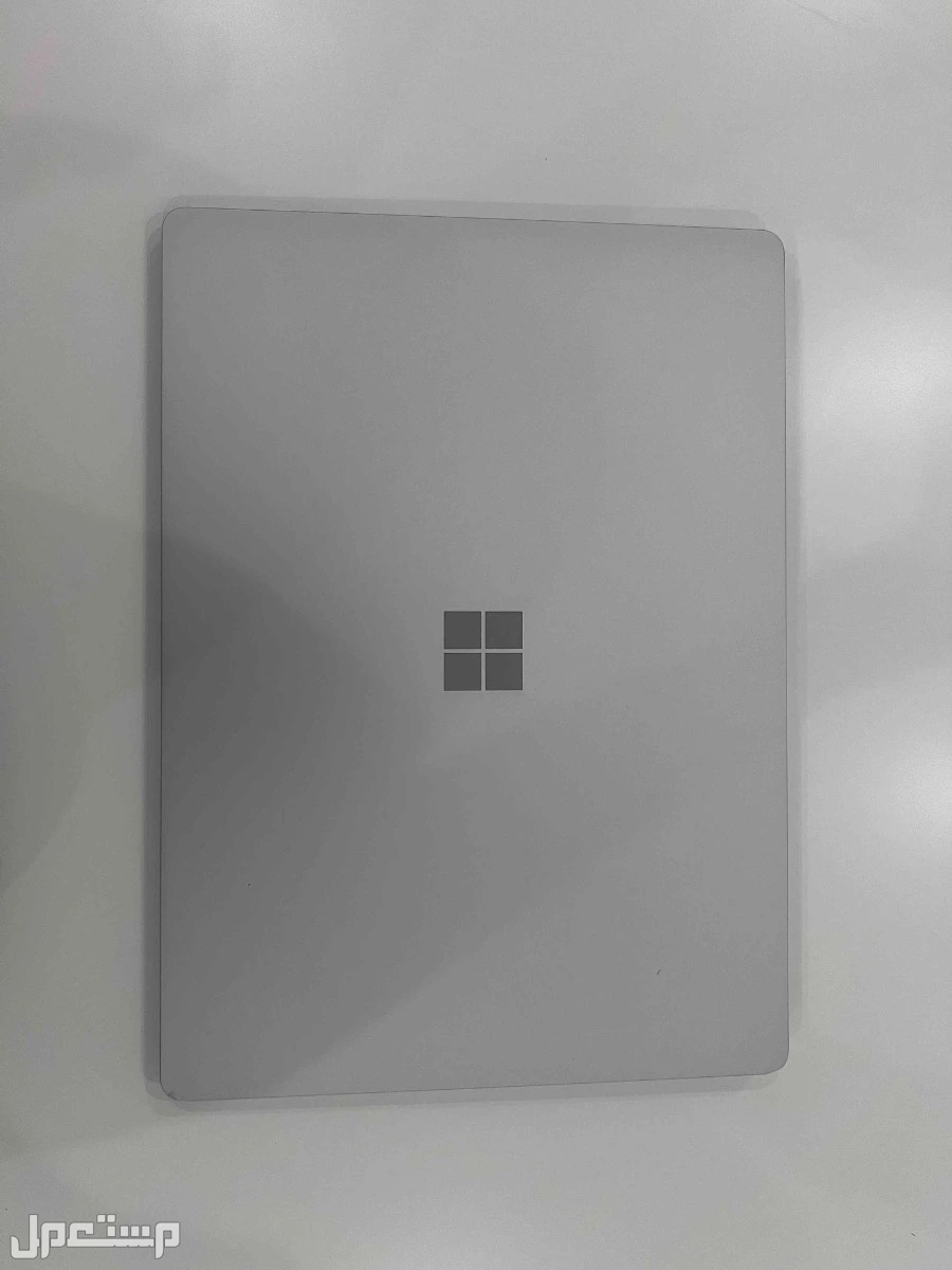 لابتوب من شركة ويندوز مطور وخفيف جداً ✨ للبيع: Microsoft Surface Laptop 2 + Arc Mouse أصلي ✨