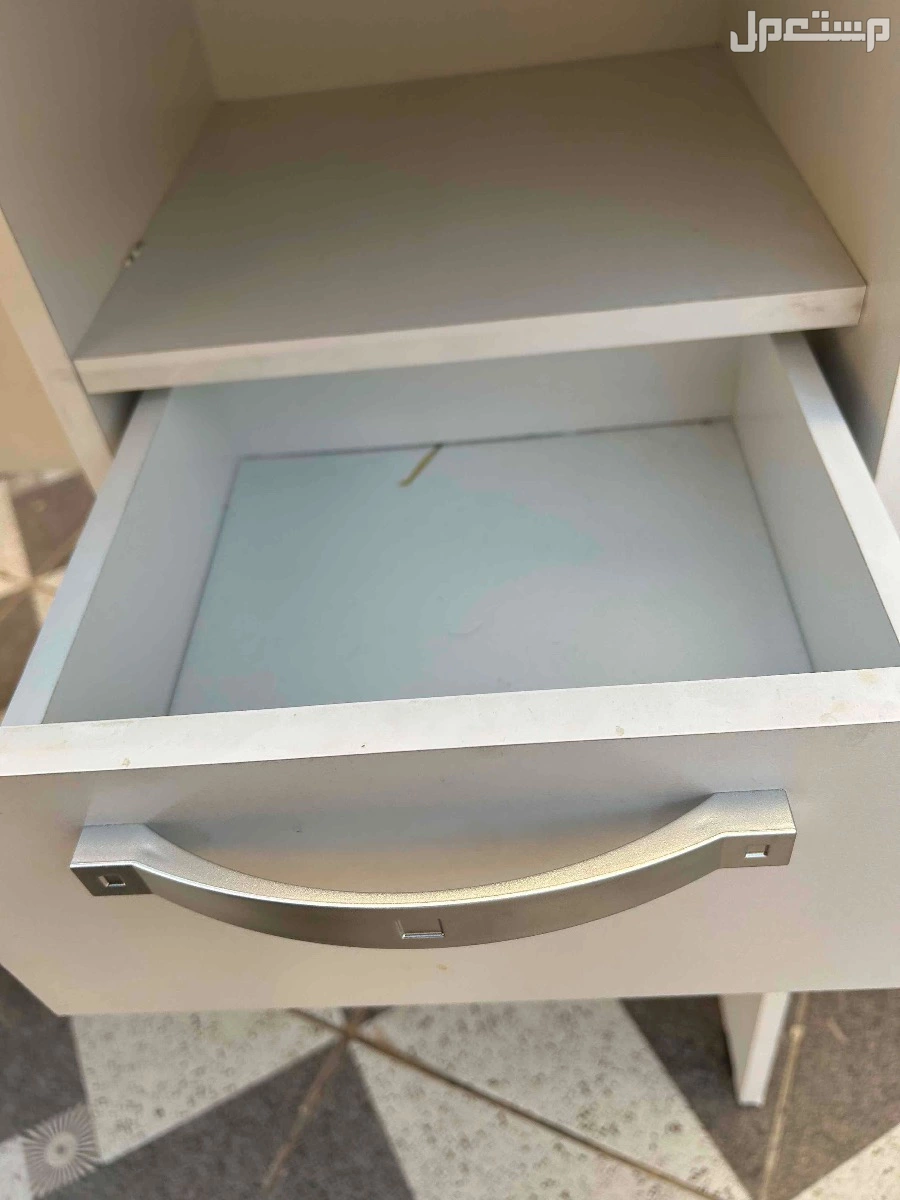 طاولة مكتب في الرياض بسعر 150 ريال سعودي