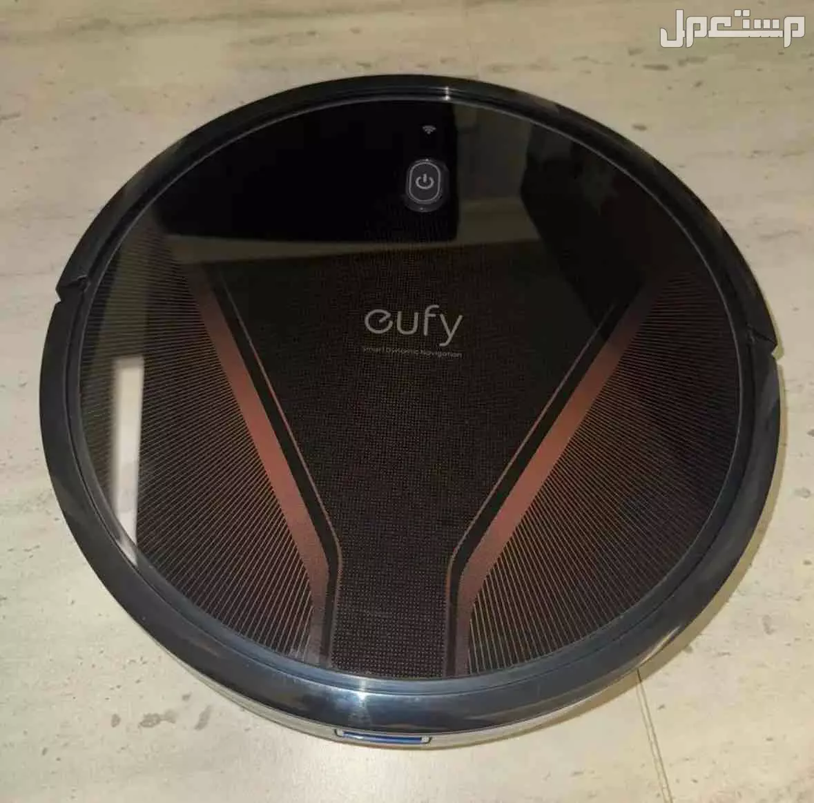 يوفي روبوفاك G20 هايبرد – مكنسة وممسحة روبوت ذكية 🧹✨ بحالة ممتازة جدًا