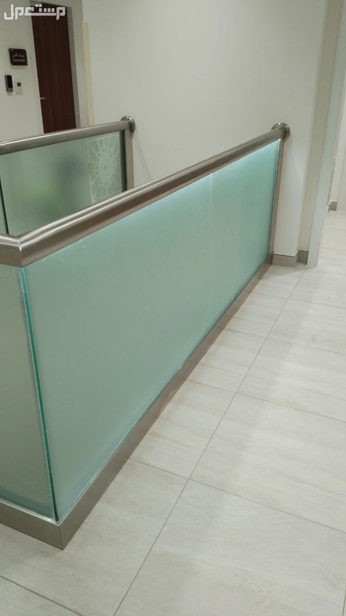 تركيب وتوريد زجاج سكريت الرياض الصناعيه القديم