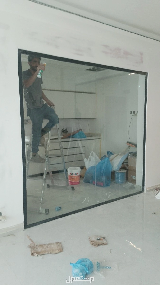 تركيب وتوريد زجاج سكريت الرياض الصناعيه القديم
