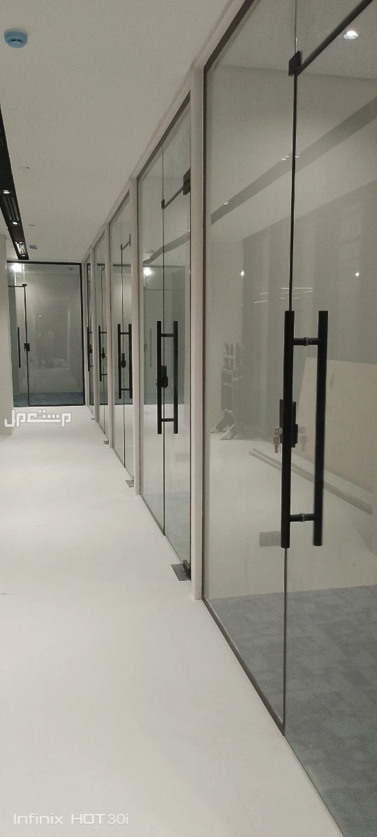 تركيب وتوريد زجاج سكريت الرياض الصناعيه القديم