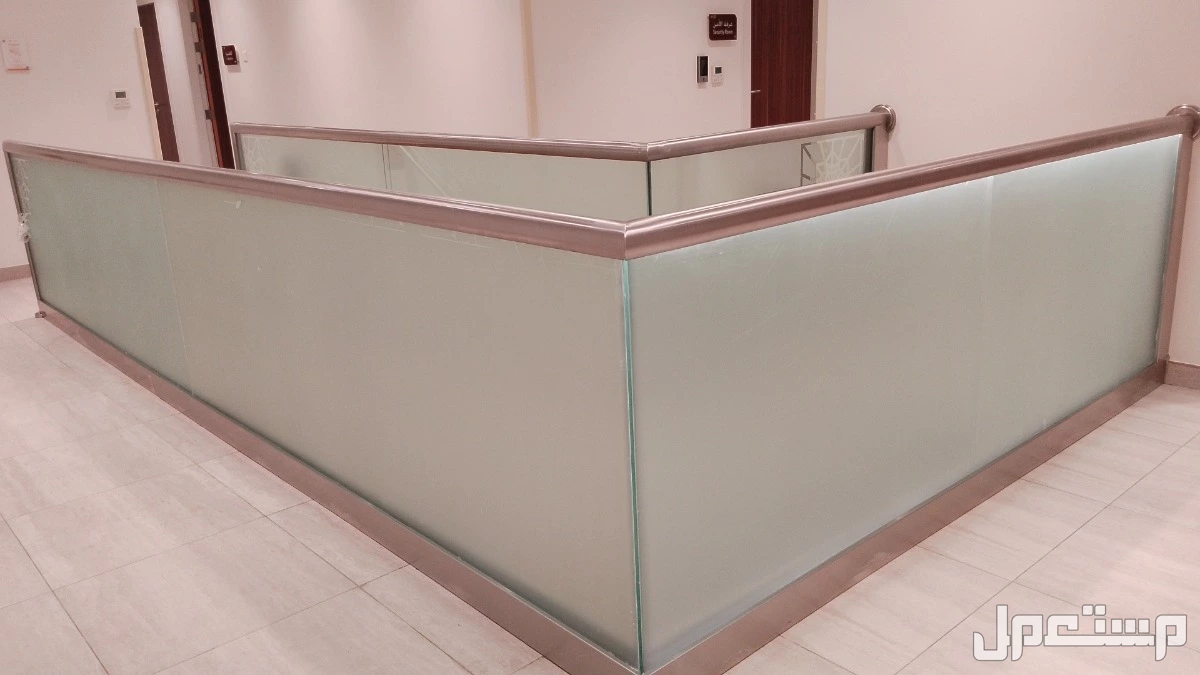 تركيب وتوريد زجاج سكريت الرياض الصناعيه القديم