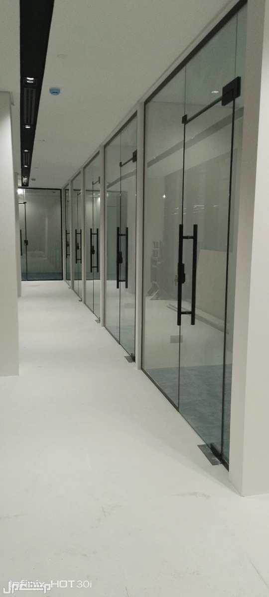 تركيب وتوريد زجاج سكريت الرياض الصناعيه القديم