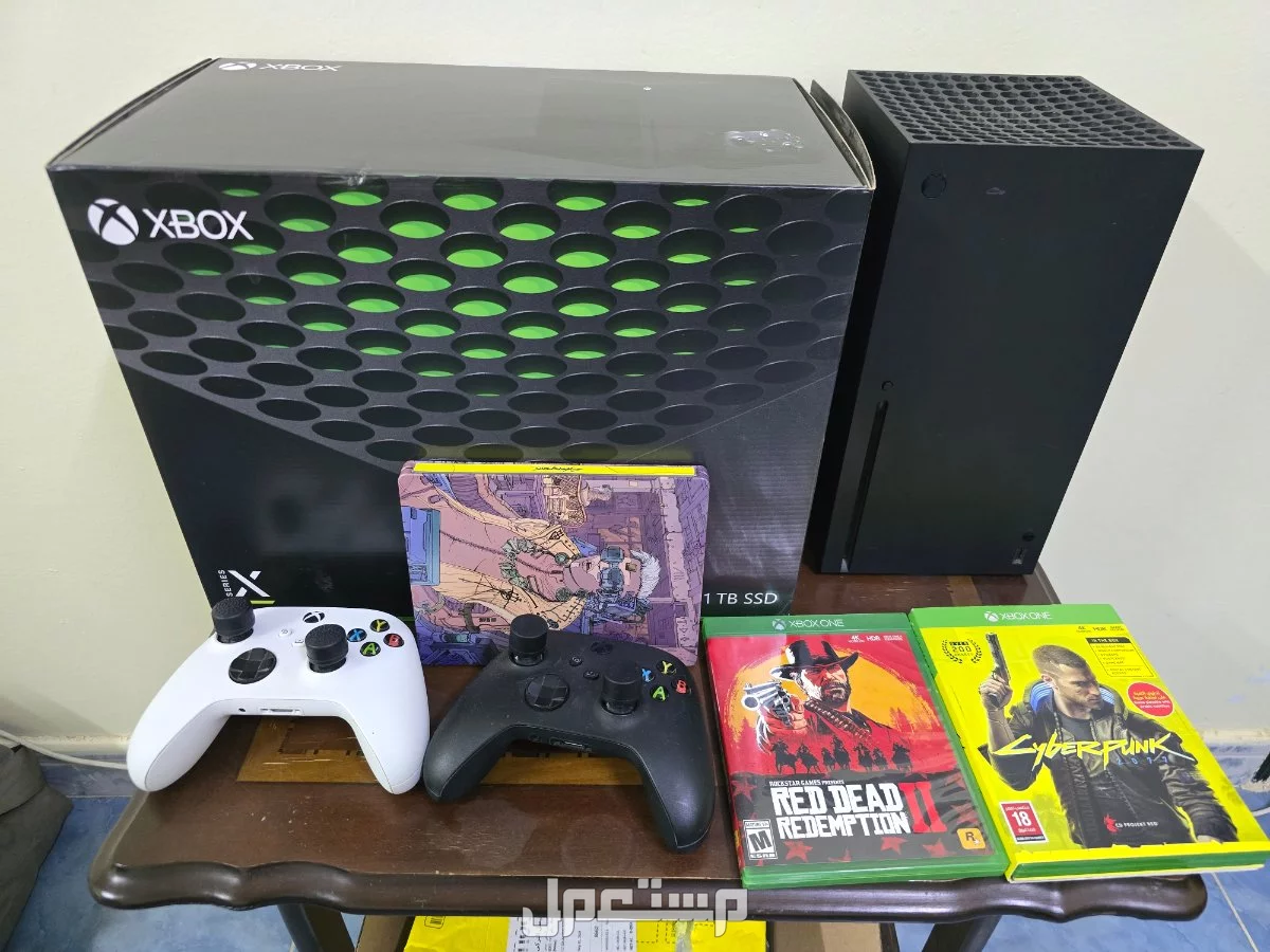 للبيع مستعمل نظيف xbox serirs x 1TB