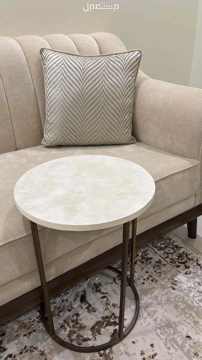 كنب تركي شامل ستاره ، طاولات ، سجادة في جدة