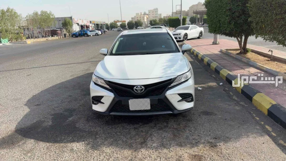 تويوتا كامري 2020 مستعملة للبيع في جدة بسعر 72 ألف ريال سعودي