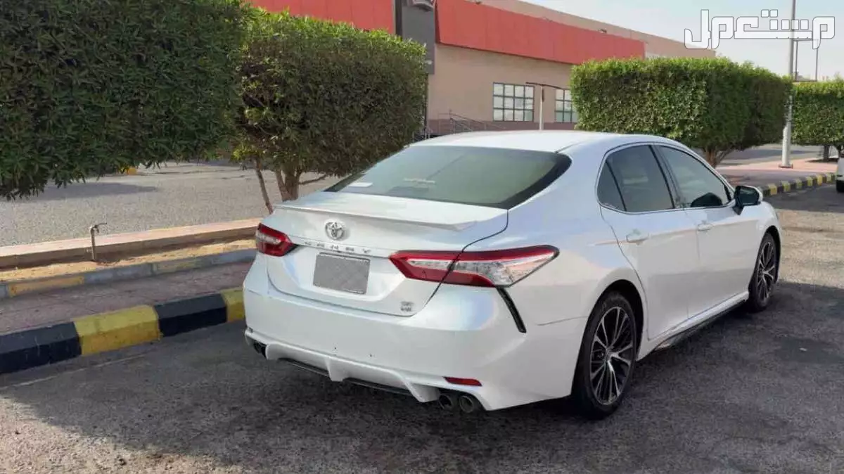 تويوتا كامري 2020 مستعملة للبيع في جدة بسعر 72 ألف ريال سعودي
