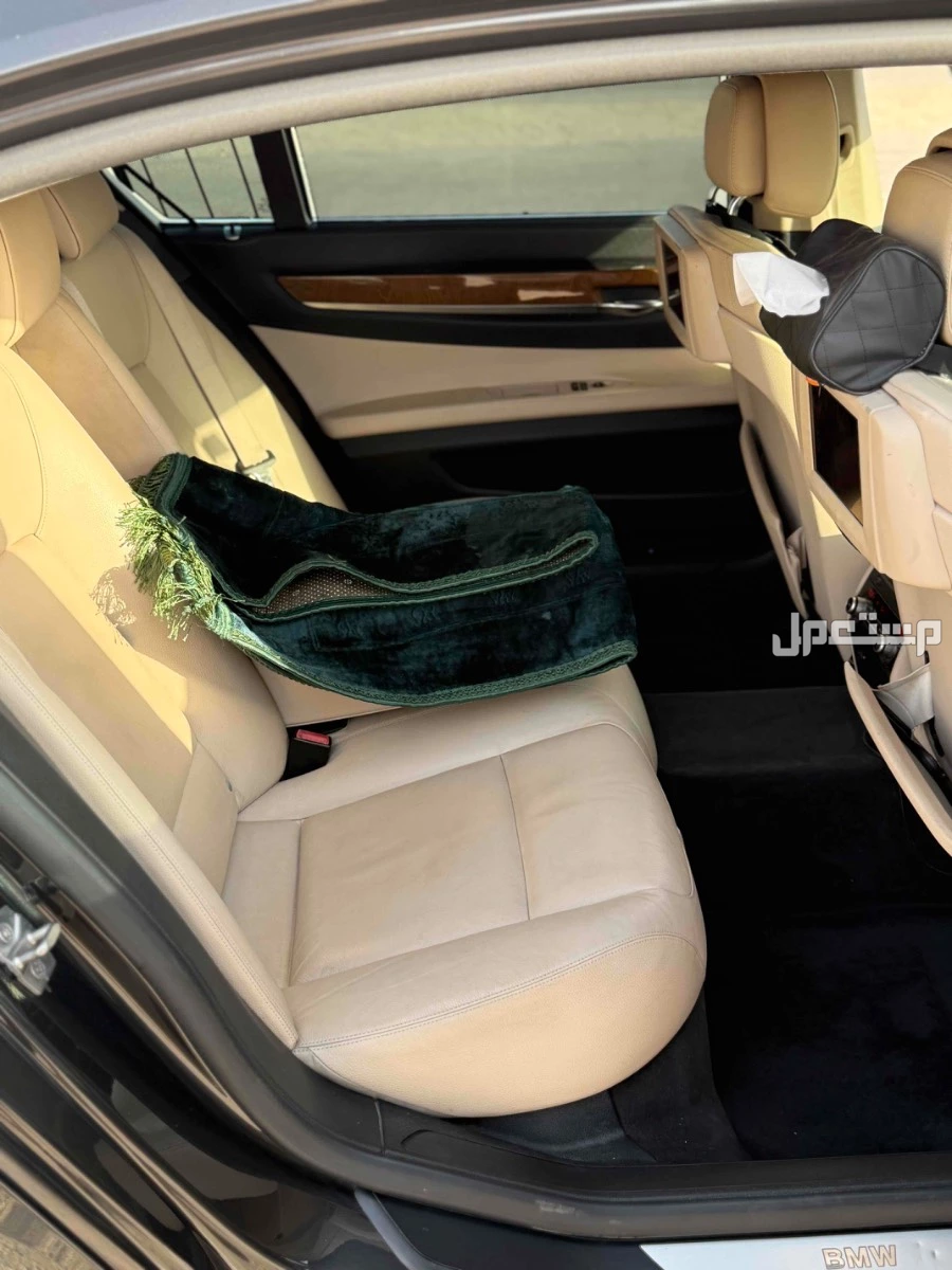 بي ام دبليو الفئة السابعة 2012 مستعملة للبيع في الرياض بسعر 30 ألف ريال سعودي