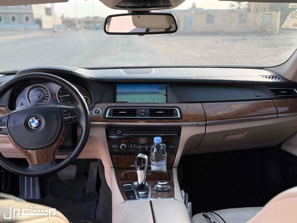 بي ام دبليو الفئة السابعة 2012 مستعملة للبيع في الرياض بسعر 30 ألف ريال سعودي