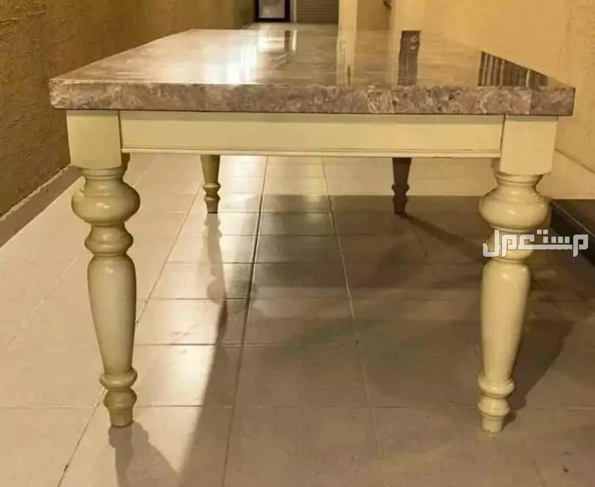 طاولة طعام رخام طبيعي بسعر 2000