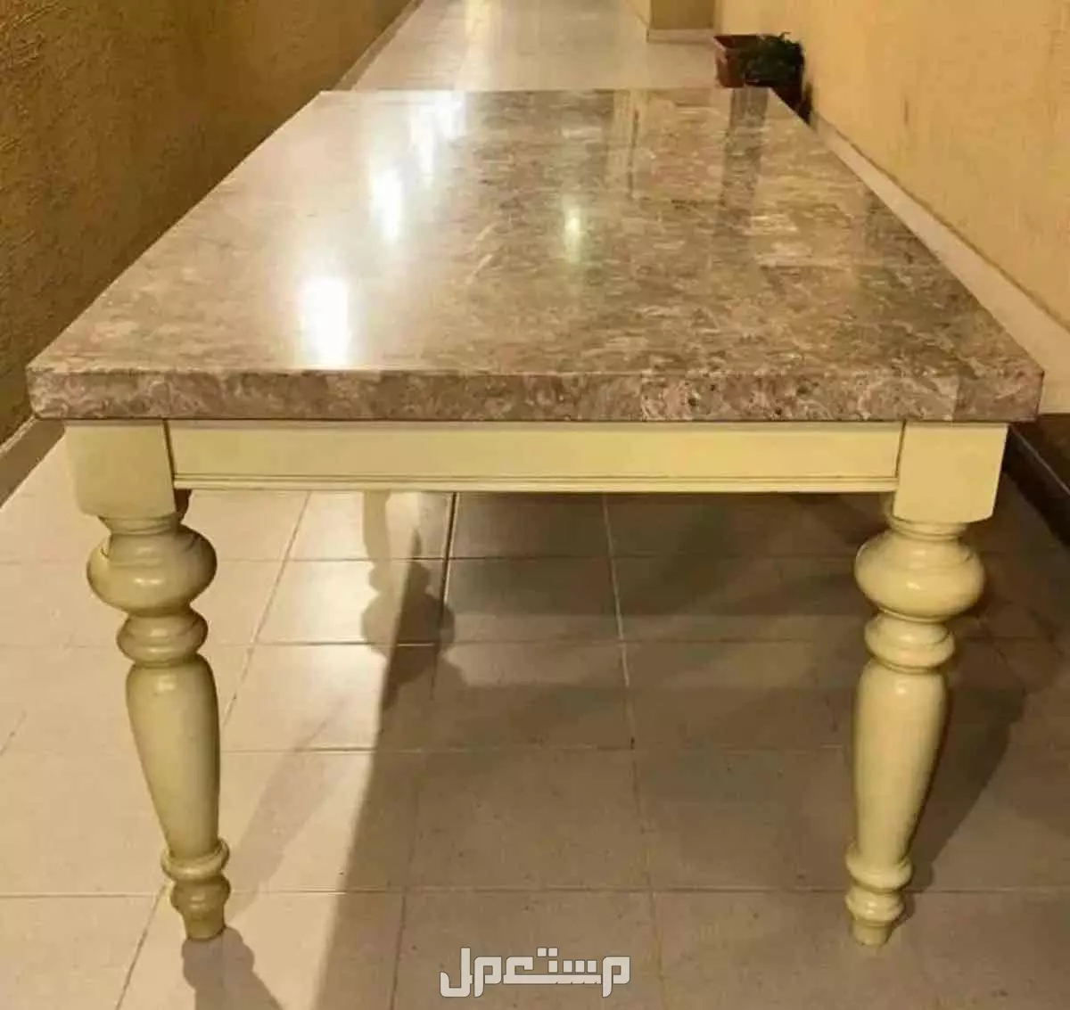 طاولة طعام رخام طبيعي بسعر 2000