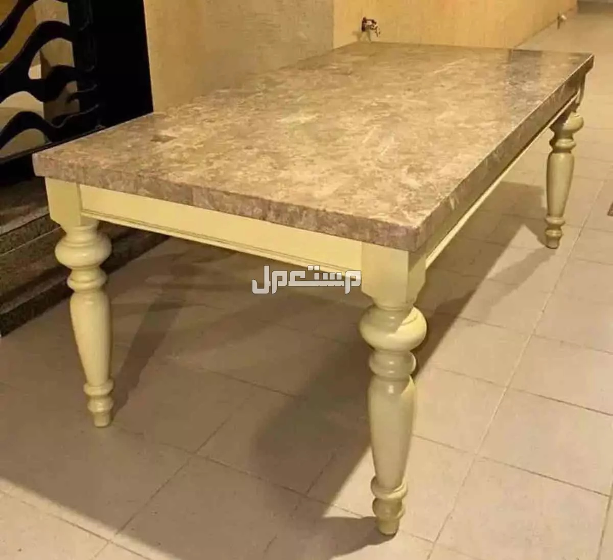 طاولة طعام رخام طبيعي بسعر 2000