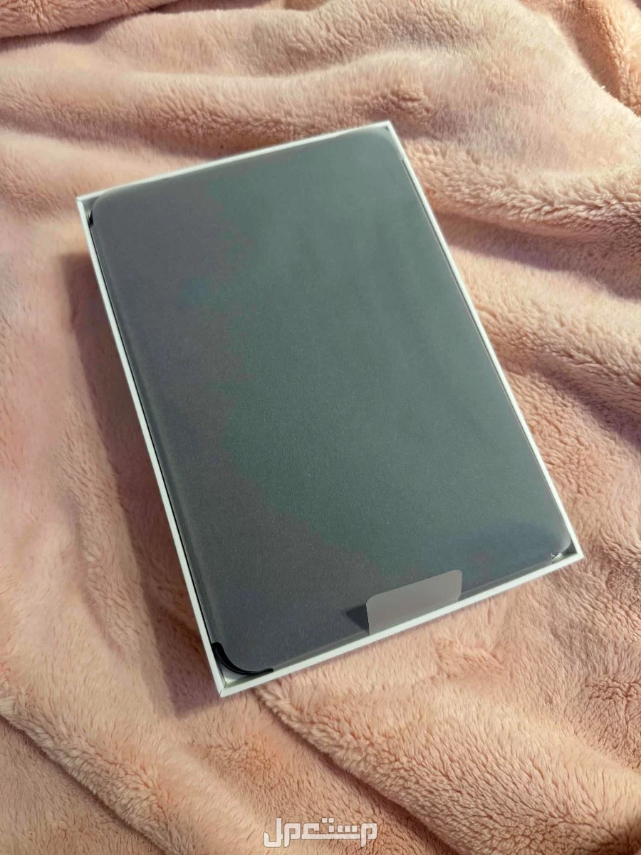 ابل ايباد مني الجيل السادس ب1300 مع قلم ابل اصلي