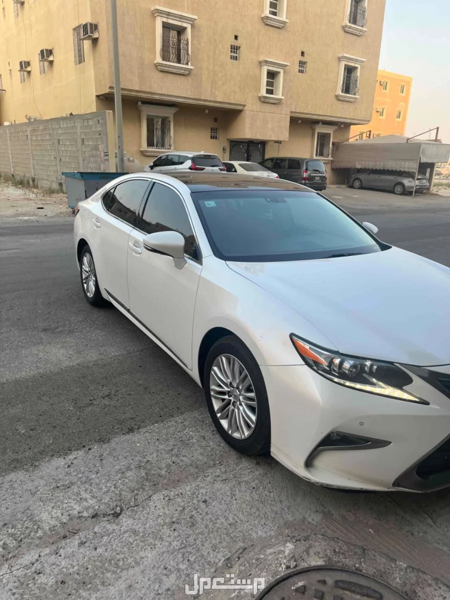 لكزس ES 2017 مستعملة للبيع في الدمام بسعر 110 آلاف ريال سعودي