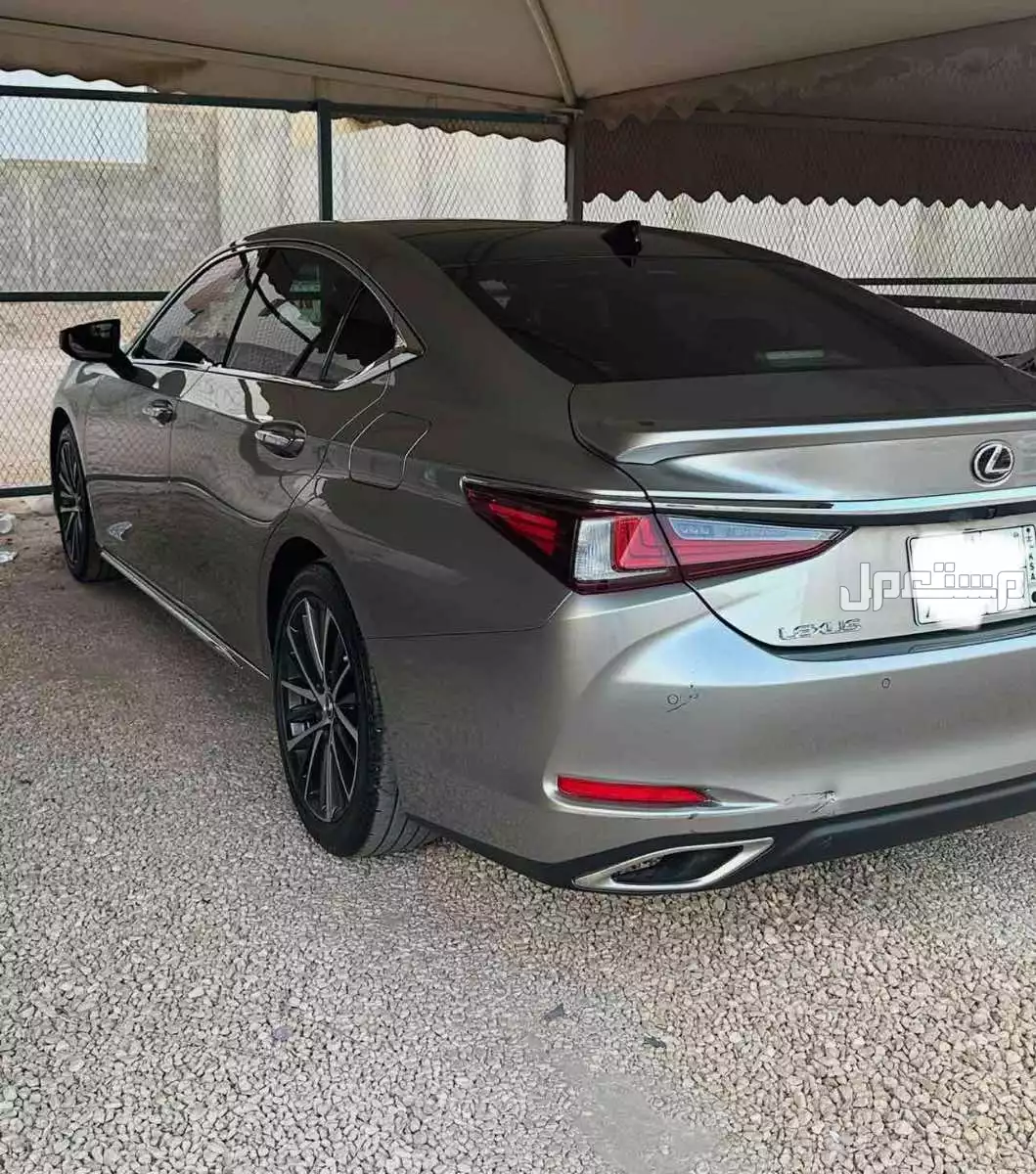 لكزس ES 2023  350 مستعملة للبيع في الرياض بسعر 189500 ريال سعودي