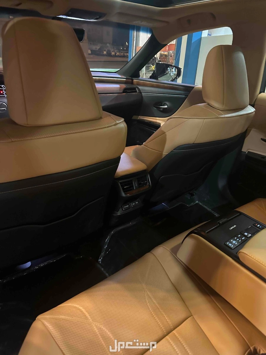 لكزس ES 2023  350 مستعملة للبيع في الرياض بسعر 189500 ريال سعودي