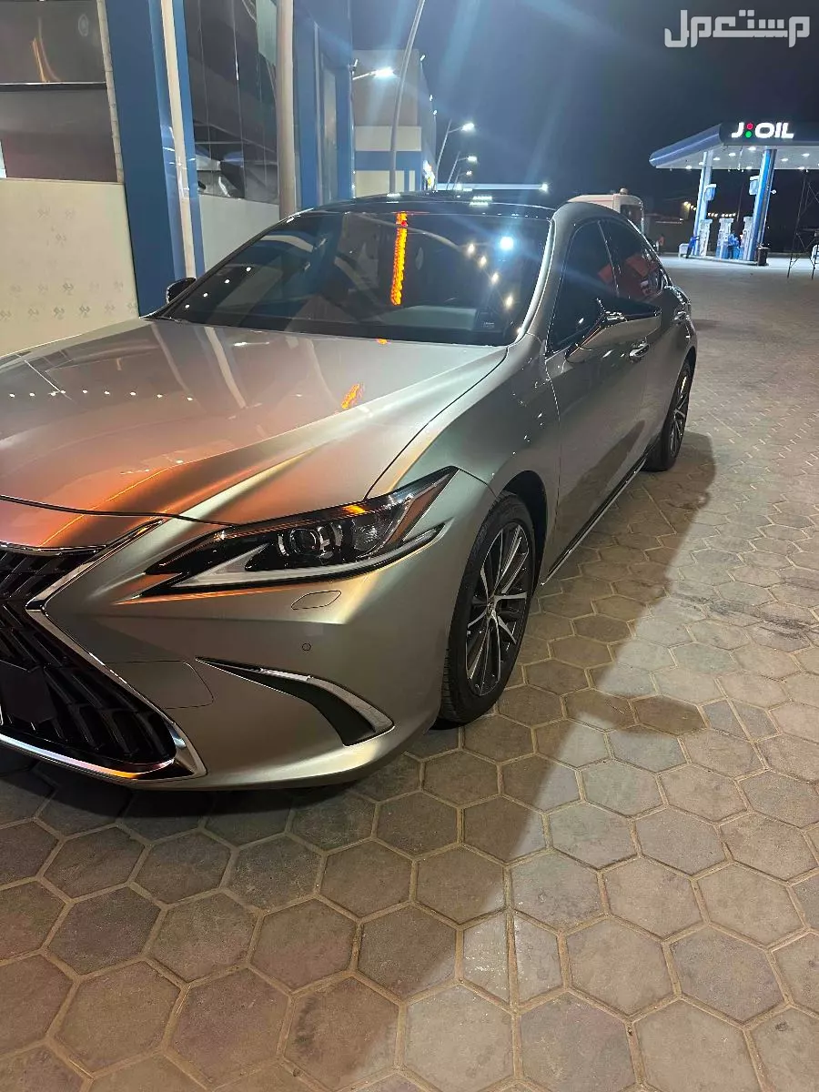 لكزس ES 2023  350 مستعملة للبيع في الرياض بسعر 189500 ريال سعودي