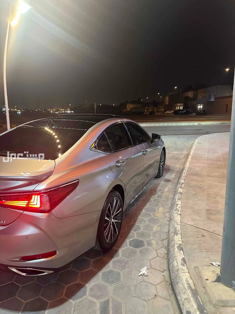 لكزس ES 2023  350 مستعملة للبيع في الرياض بسعر 189500 ريال سعودي